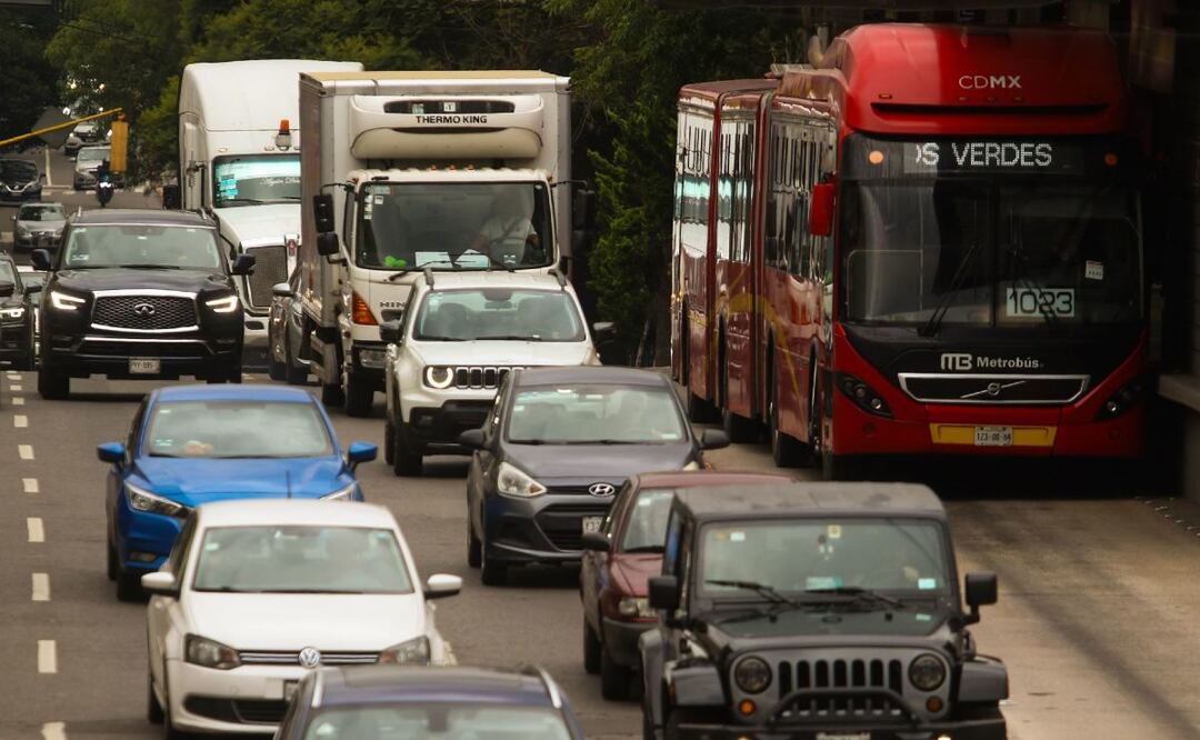Tráfico y eventos en la Ciudad de México.