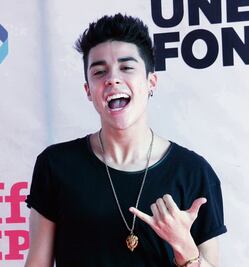 Mario Bautista quiere una colaboración con Fey