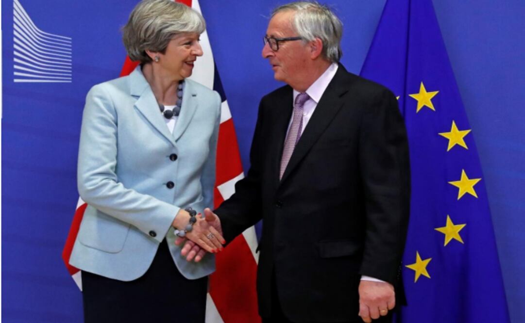 ritain's Prime Minister Theresa May is welcomed by European Commission President Jean-Claude Juncker at the European Commission headquarters in Brussels, Belgium -Photo: Yves Herman/REUTERS