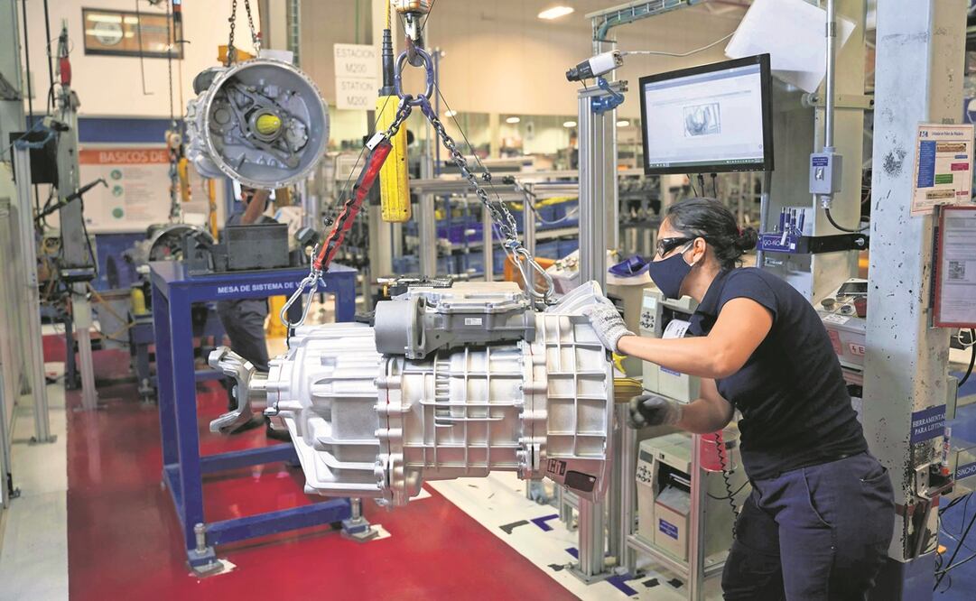 Las fallas en las cadenas de suministro impactaron más a las manufacturas, de acuerdo con expertos de Banorte.