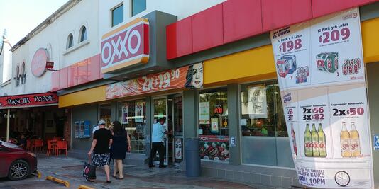 Investigan presunto incidente con ácido en tienda de Cancún