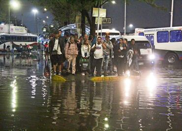 Lluvias anegan Indios Verdes