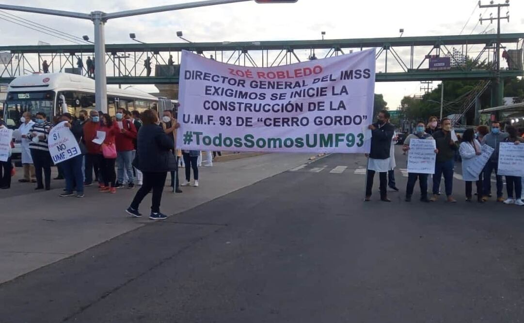 Médicos protestan esta mañana sobre la Vía Morelos Foto: Especial
