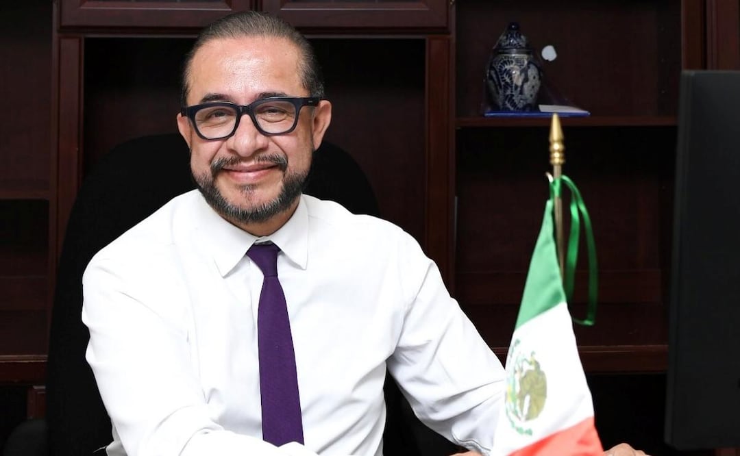 Hugo Eric Flores formaliza solicitud de licencia para dirigir PAZ (19/08/2026). Foto: Especial