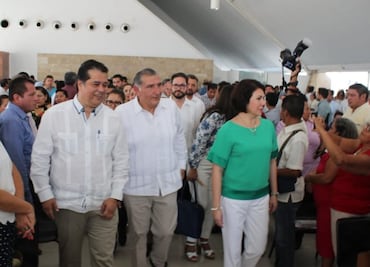 Gobernador de Tabasco acusa a titular de la ASEA de chantajista y corrupto