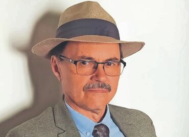 José Javier Villarreal hurga en la memoria