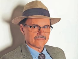 José Javier Villarreal hurga en la memoria