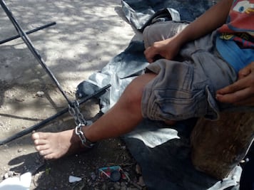 Rescatan a menores encadenados en Cancún