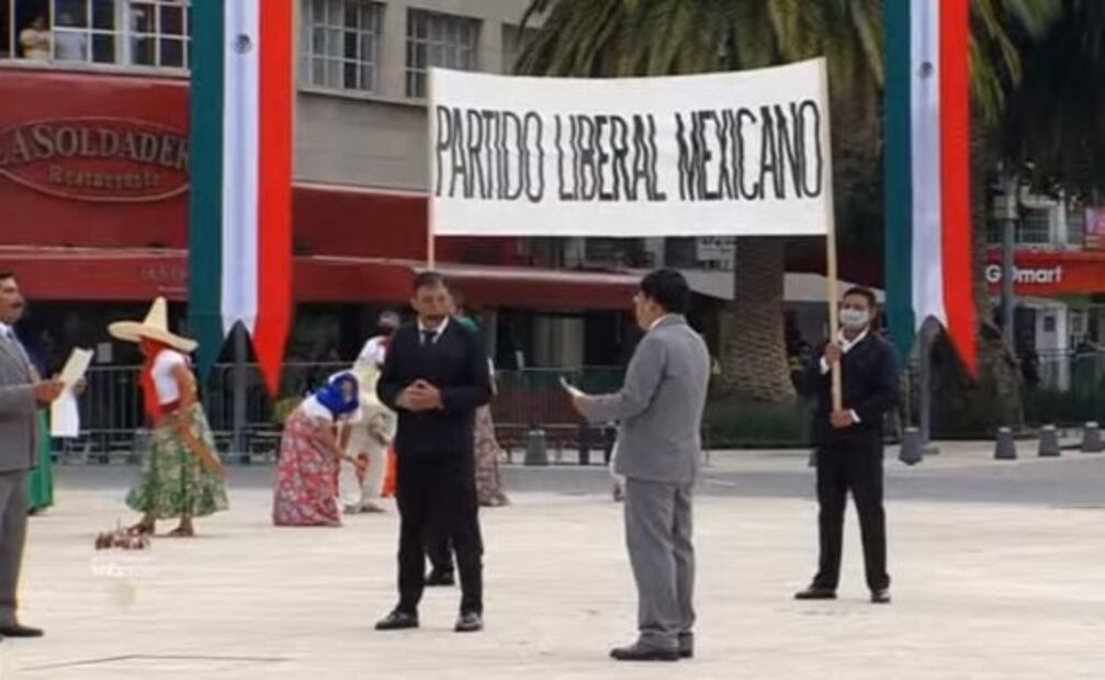 Así fue la ceremonia del 110 aniversario de la Revolución encabezada por AMLO