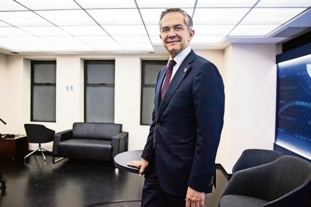 En entrevista con EL UNIVERSAL, Miguel Ángel Mancera aseguró que sus aspiraciones presidenciales se mantienen firmes (ARCHIVO EL UNIVERSAL)