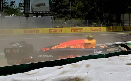 VIDEO: Checo Pérez sufre accidente en el GP de Emilia-Romaña
