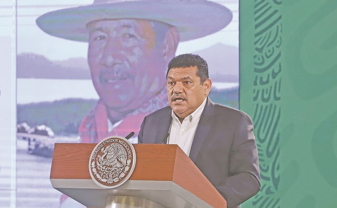 Javier May Rodríguez, secretario de Bienestar, defendió a servidores y dijo que se encargan de llegar a las zonas apartadas. Foto: ARCHIVO EL UNIVERSAL