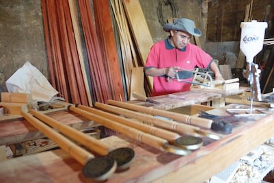 El taller donde hicieron el bastón de mando de AMLO