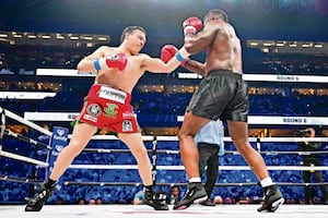 Mauricio Sulaimán ve a Julio César Chávez Jr como una “víctima de las circunstancias”