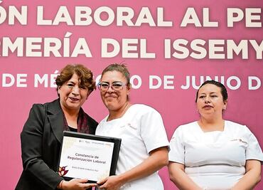 Dan plazas y aumento de sueldo a enfermeras