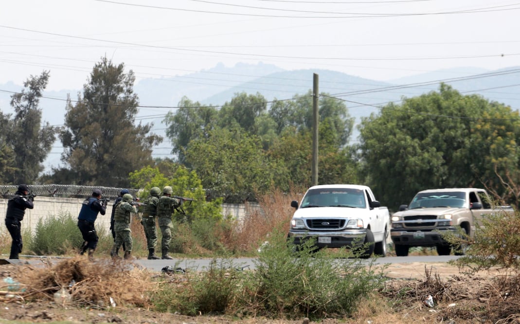 Huachicoleros roban al erario de 15 a 20 mil mdp al año: Meade