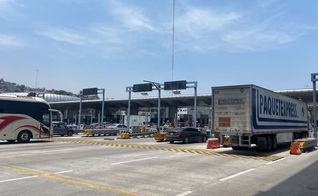 Conoce los flujos vehiculares de las principales autopistas (17/04/2025). Foto: Juan Carlos Williams / EL UNIVERSAL