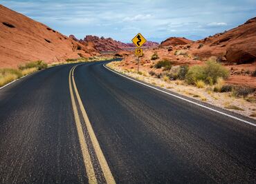 ¿Cómo se toma una curva correctamente?