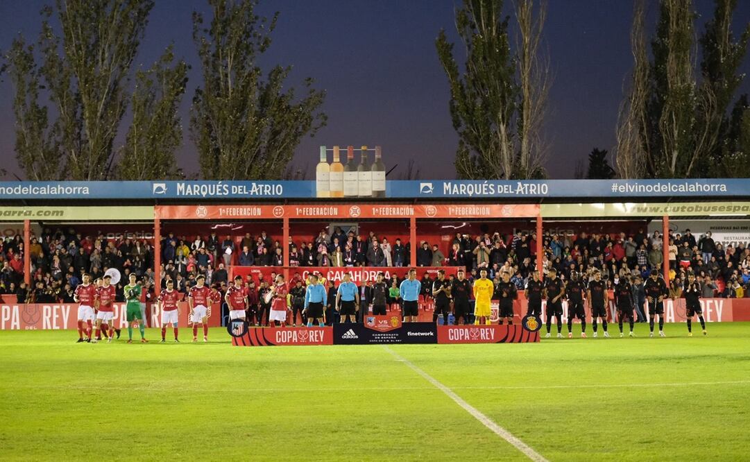 Los equipos Autol y Mallorca antes del partido / Foto: Mallorca