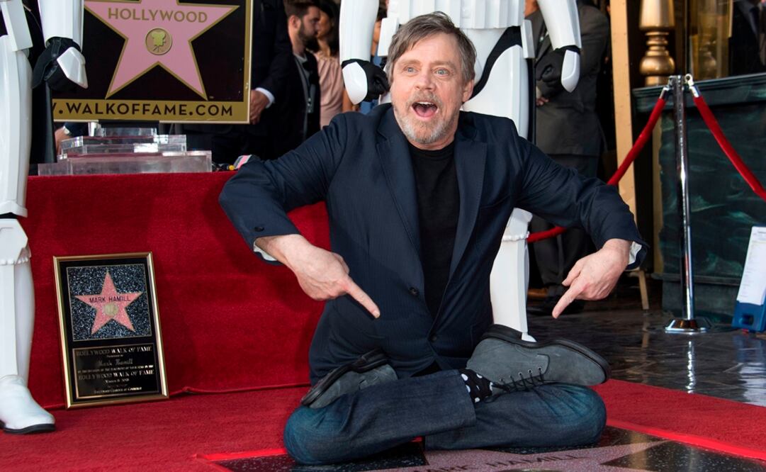 Mark Hamill, quien interpreta a Luke Skywalker en "Star Wars", obtuvo su estrella en el Paseo de la Fama de Hollywood. Foto: AFP / Valerie Macon