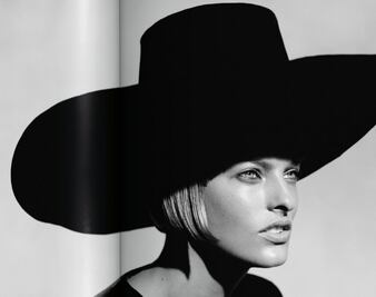 Dior celebra 70 años de moda a través de los ojos de Peter Lindbergh