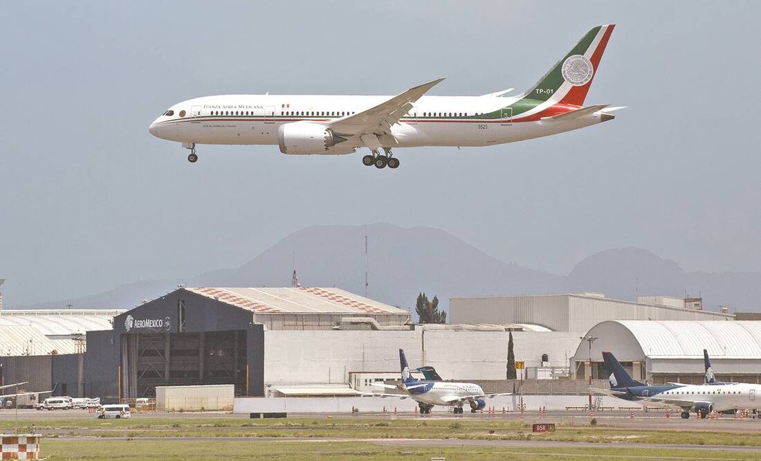 El avión presidencial TP01 José María Morelos y Pavón, un Boeing 787-8 Dreamliner, volvió al país tras pasar 19 meses en el hangar del fabricante en Victorville, California, sin que hubiera encontrado comprador. Foto: GERMÁN ESPINOSA. EL UNIVERSAL
