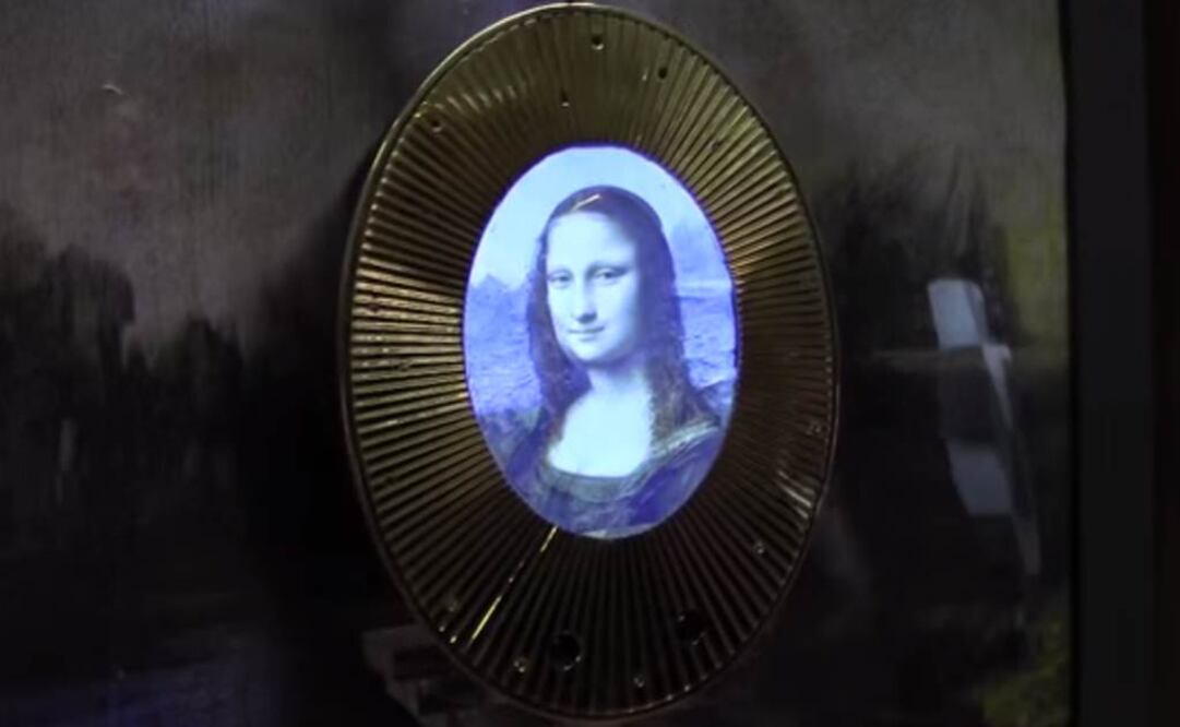  En colaboración con la marca Mathon, se acaba de concebir un prototipo de "joya conectada" en forma de camafeo representando a la Mona Lisa animada. FOTO: Captura Living Joconde. 