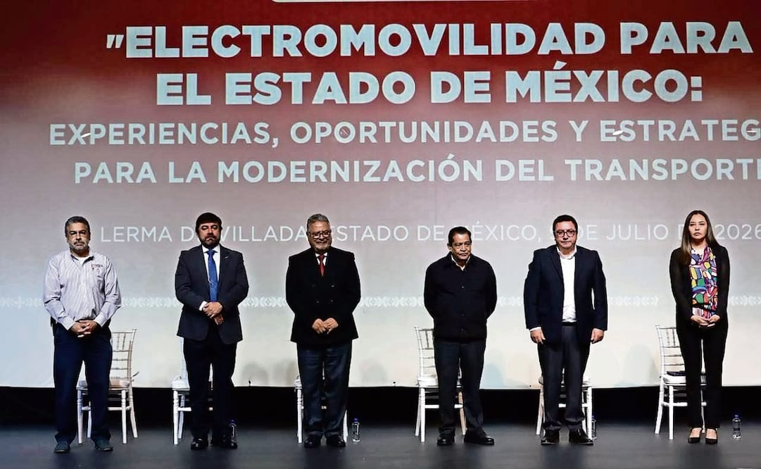 El foro de electromovilidad reunió a funcionarios, estudiantes y expertos. Foto: Especial