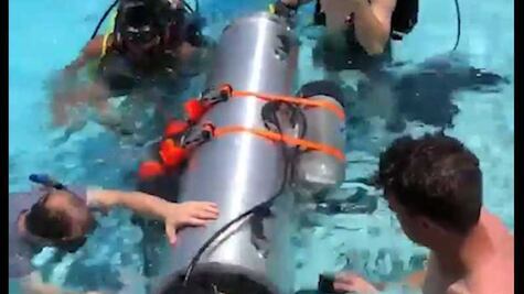 Fundador de Tesla anuncia cápsulas submarinas para rescate de niños en Tailandia