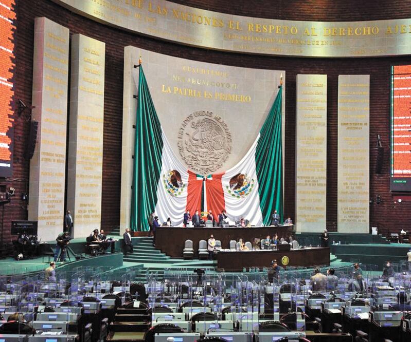 Los diputados aprobaron la consulta popular, pero aclararon que no podrán ser objeto de ésta la restricción de derechos humanos. MARIO JASSO. CUARTOSCURO