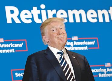 A favor de destituir a Trump, 49% en EU