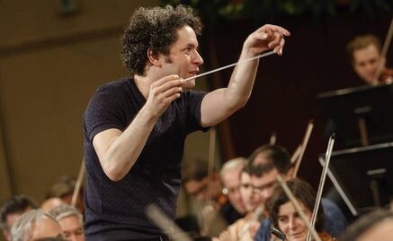 Gustavo Dudamel "bailará vals" con la Filarmónica de Viena