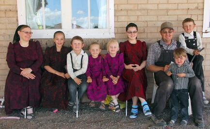 "Ya entró la luz y ya se van a ir"; en Chihuahua, menonitas se debaten entre tradición y modernidad