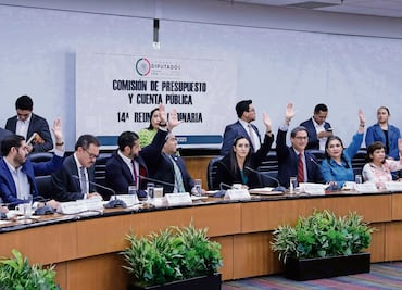 Oposición va por anular desaparición de fideicomisos; alistan lluvia de amparos