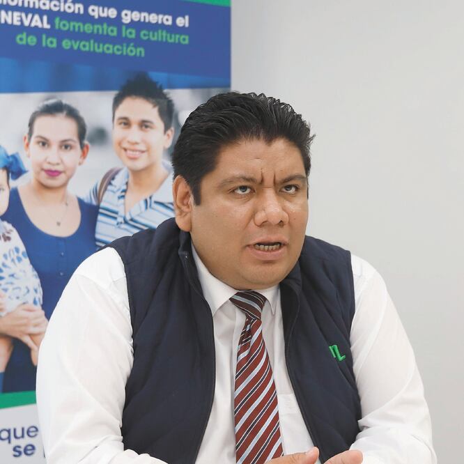 En la foto: José Nabor Castro Cruz, Secretario Ejecutivo del Coneval/ BERENICE FREGOSO. EL UNIVERSAL