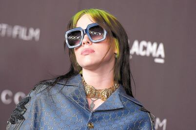 Mira cómo se ve Billie Eilish con ropa ajustada