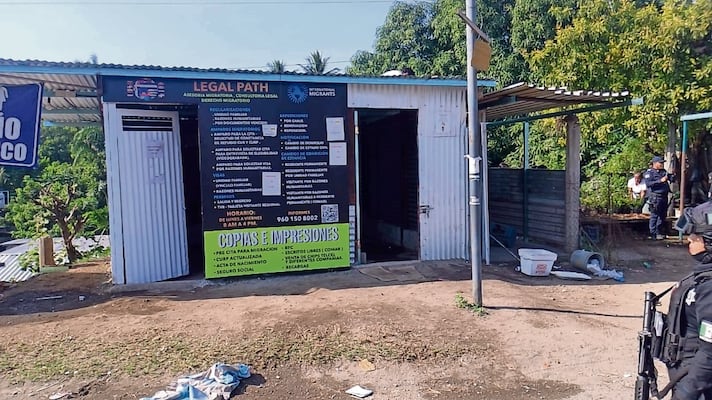 Venden en Chiapas actas de nacimiento a migrantes