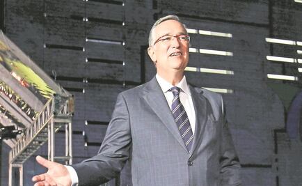 Salinas Pliego pide al gobierno no "estorbar" a los negocios