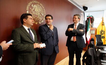 PRD discute ley de ingresos con subsecretarios de SHCP