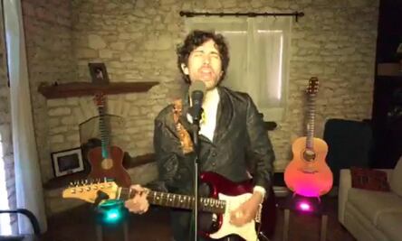 Benny Ibarra habla de su madre Julissa en serenta para las mamás