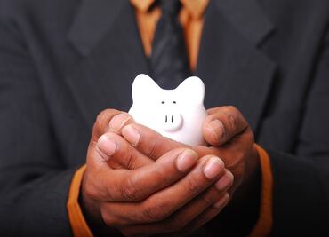 Afores registran su primera caída tras llegada de Trump; reportan minusvalías de 31 mil mdp en abril