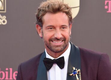 Gabriel Soto combate sus hernias con tratamiento alternativo: se mete a la cámara hiperbárica