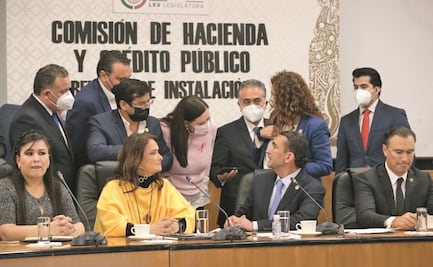 Estrenan Hacienda en medio de empujones