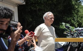 Víctor Rodríguez Padilla sale del penal de Atlacholoaya en Morelos; exdirector de Pemex evita dar declaraciones