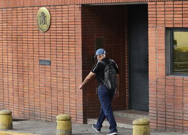 Leopoldo López salió de Venezuela y viajará a España, según su padre