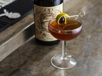 Cócteles aperitivos para precopear en casa