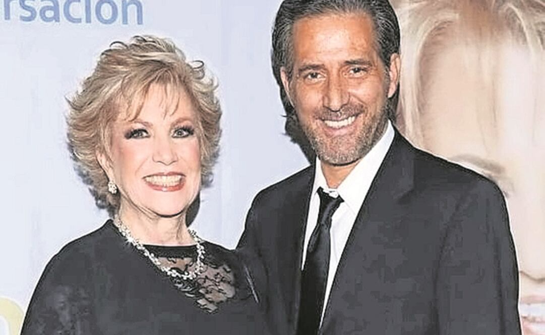 Alejandro era el hijo mayor de Maxine Woodside, conductora del programa Todo para la mujer. Foto: Twitter