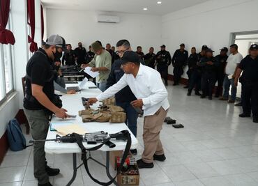 Dos policías de Juchitán detenidos, 218 serán evaluados y la seguridad estará a cargo de la Policía Estatal: Fiscal de Oaxaca