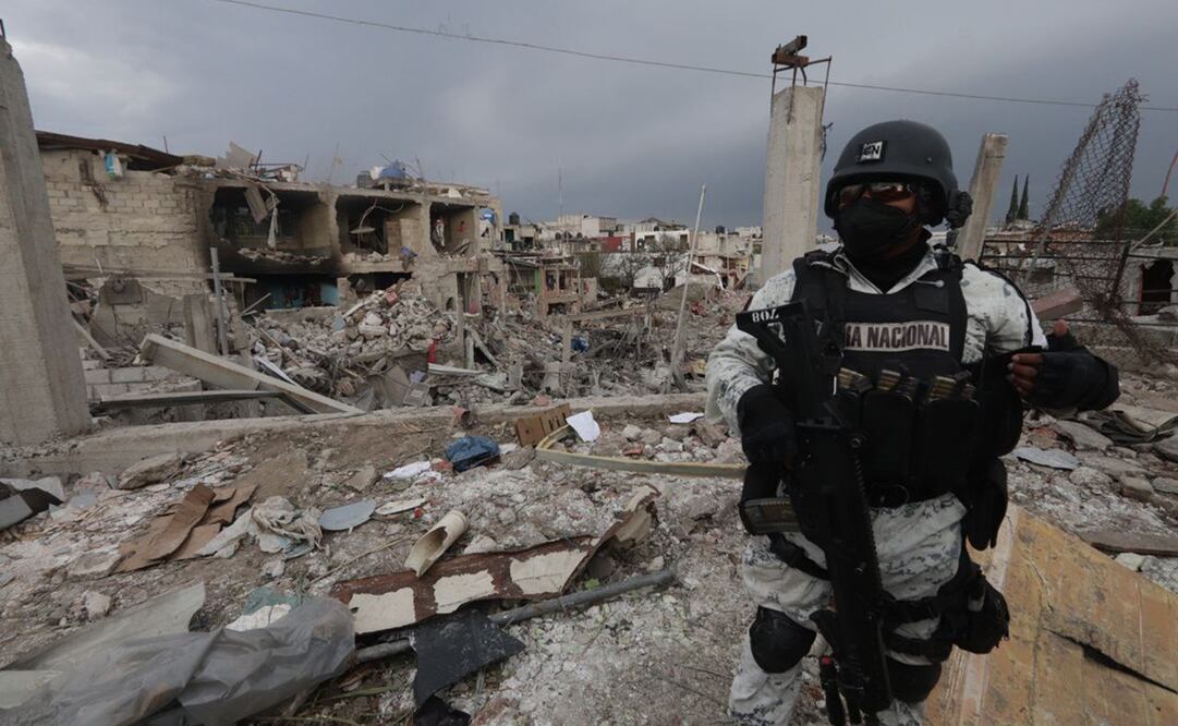 De las 50 viviendas que registran afectaciones por las explosiones del ducto de Pemex, en 20 se reportan daños severos. Foto: AP