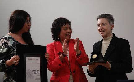 Bárbara Jacobs recibe la Medalla Bellas Artes